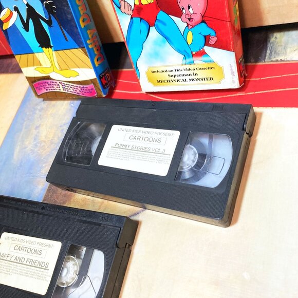 (2) VINTAGE RETRO CLASSIC VHS VIDEO TAPES CARTOONS ANIMATED FUNNY STORIES DAFFY - Picture 11 of 11